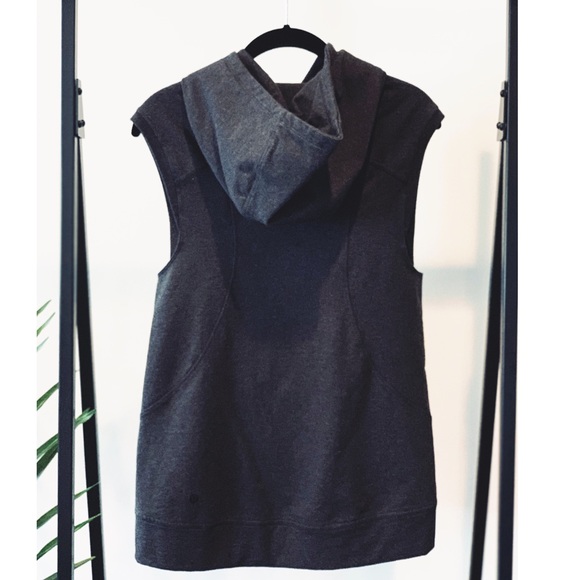 Lululemon - Picture 5 of 8